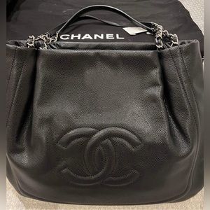 Chanel CC Timeless Large Caviar Chain Tote Shoulder Bag